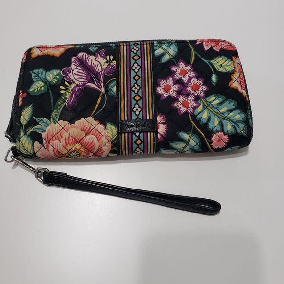 Vera Bradley Zippered Clutch / Wristlet, Wallet, Approx. 8 x 4 - Picture 8 of 8